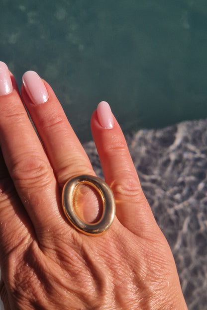 Bague Gaïa ovale dorée réglable en acier inoxydable 316L