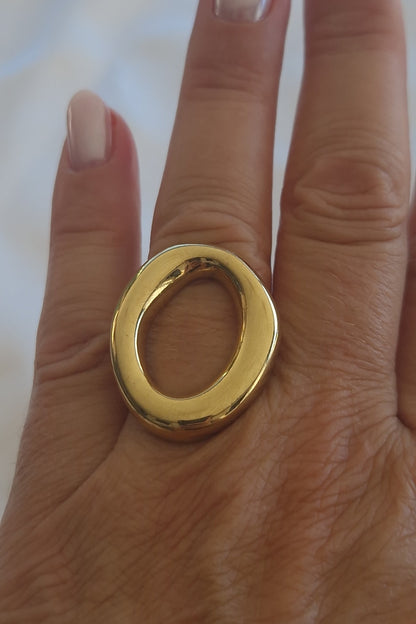 Bague Gaïa ovale dorée réglable en acier inoxydable 316L